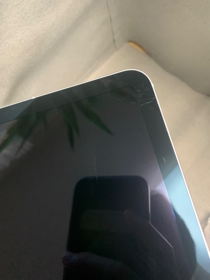 美品 iPad Air 第4世代 64GB Wi-Fi +Cellular版