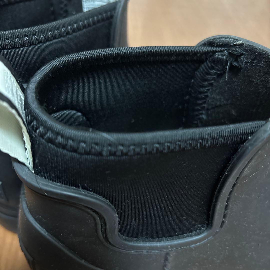 新品UGG ブラック ショートブーツ 雨天用　起毛取り外し可能！ インヒール