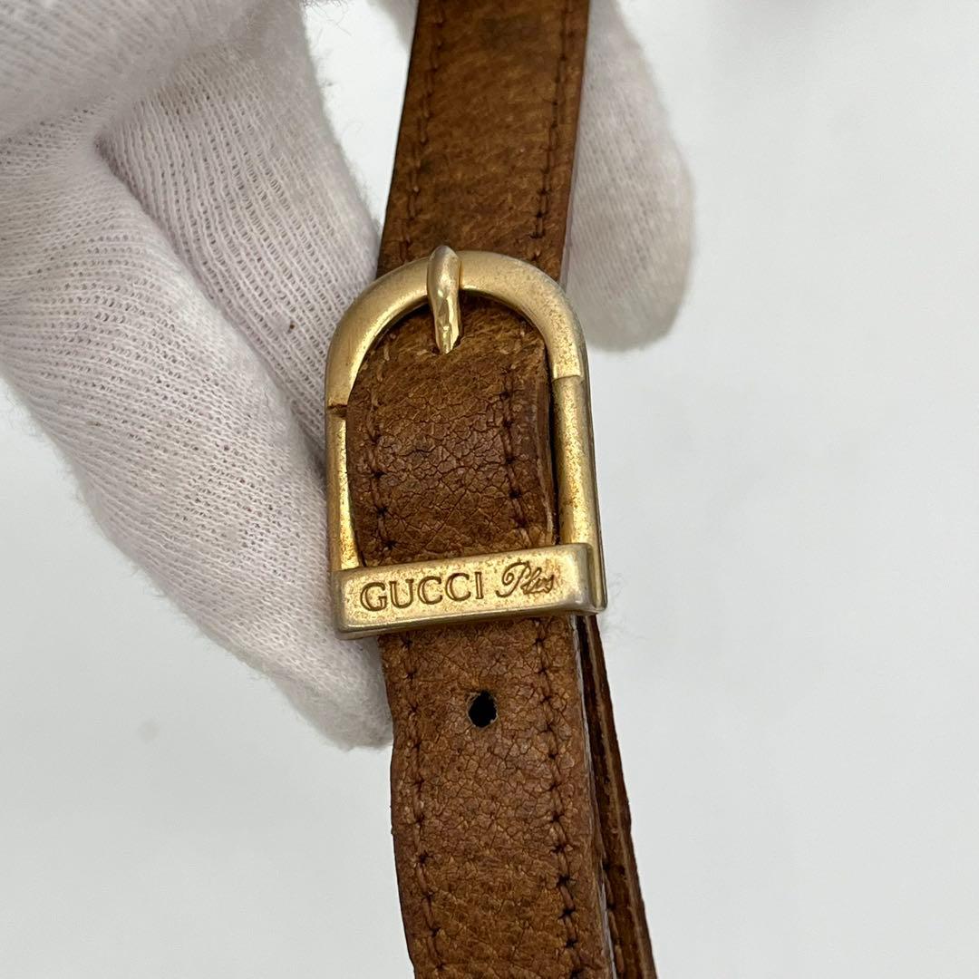 GUCCI ショルダーバッグ ポシェット 斜めがけ GGプラス ロゴ金具 PVC