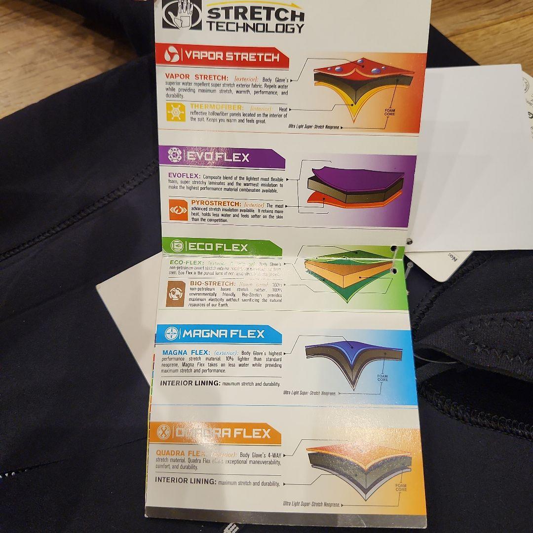 新品✨ボディグローブ　レディースM　フルスーツ 3/3mm ウェットスーツ