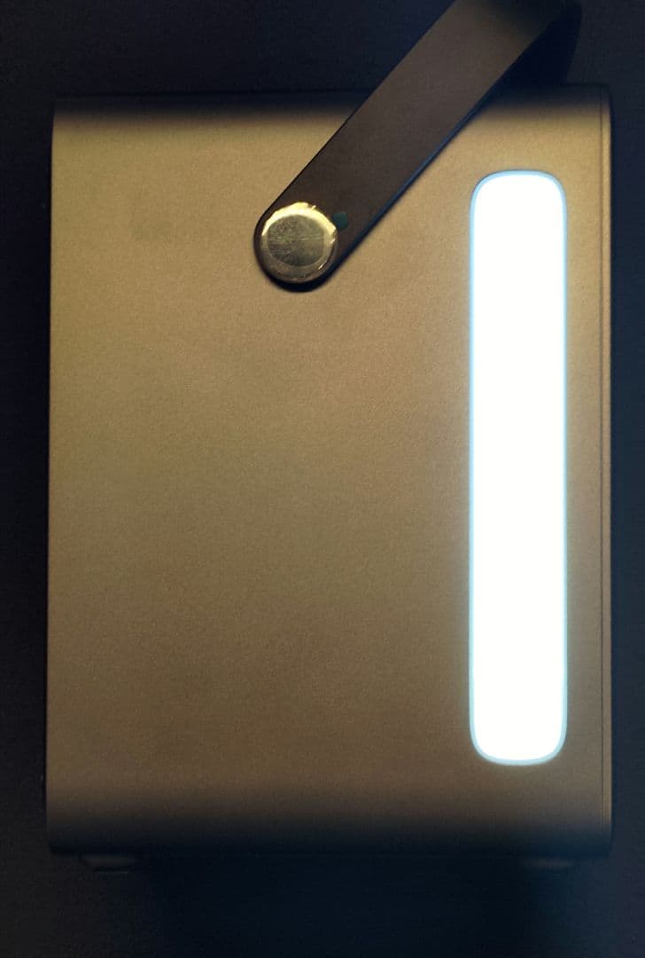 UGREEN Nexode 48000mA 300W モバイルバッテリー