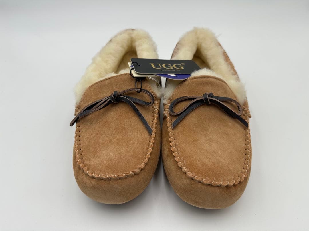 UGG ベージュ モカシン防水　23.5cm