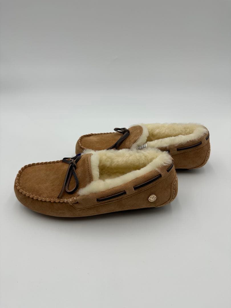 UGG ベージュ モカシン防水　23.5cm