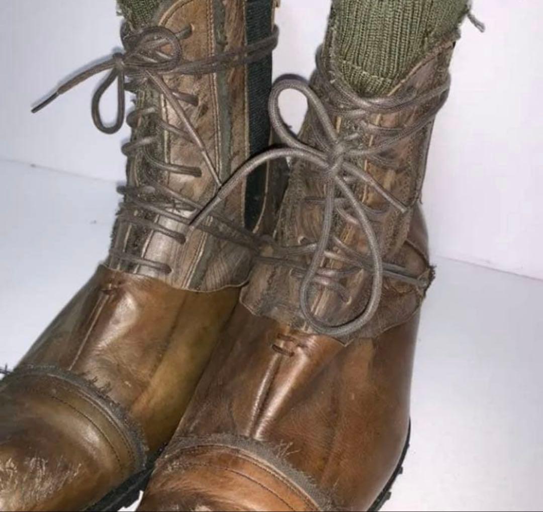 アンダーカバー　リメイクニット　ワークブーツ