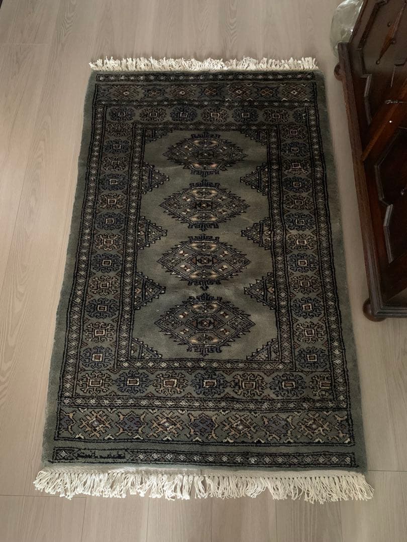 パキスタンラグ 約124cm x 80cm
