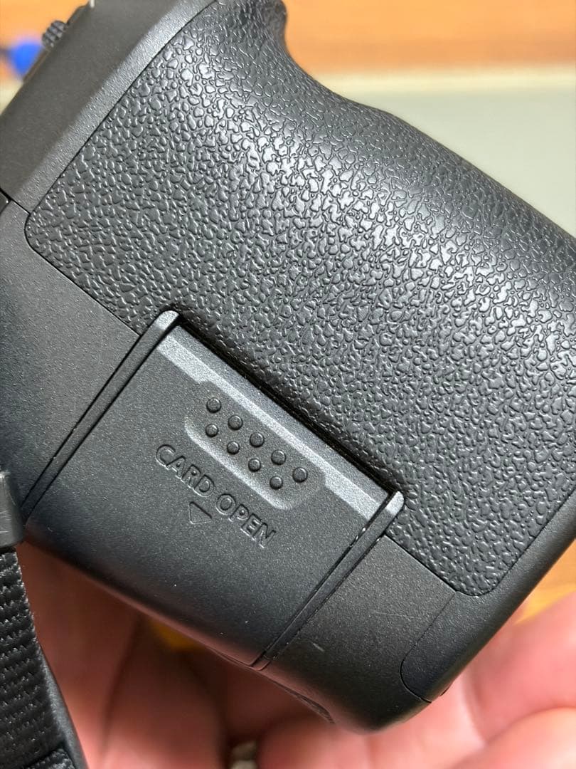 Canon EOS R 本体