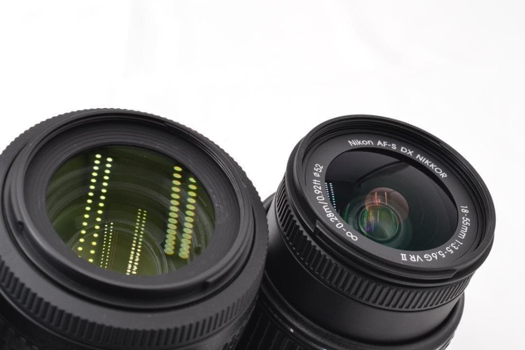 ニコン　Nikon D5500 希少RED ダブルズーム カメラバッグ付