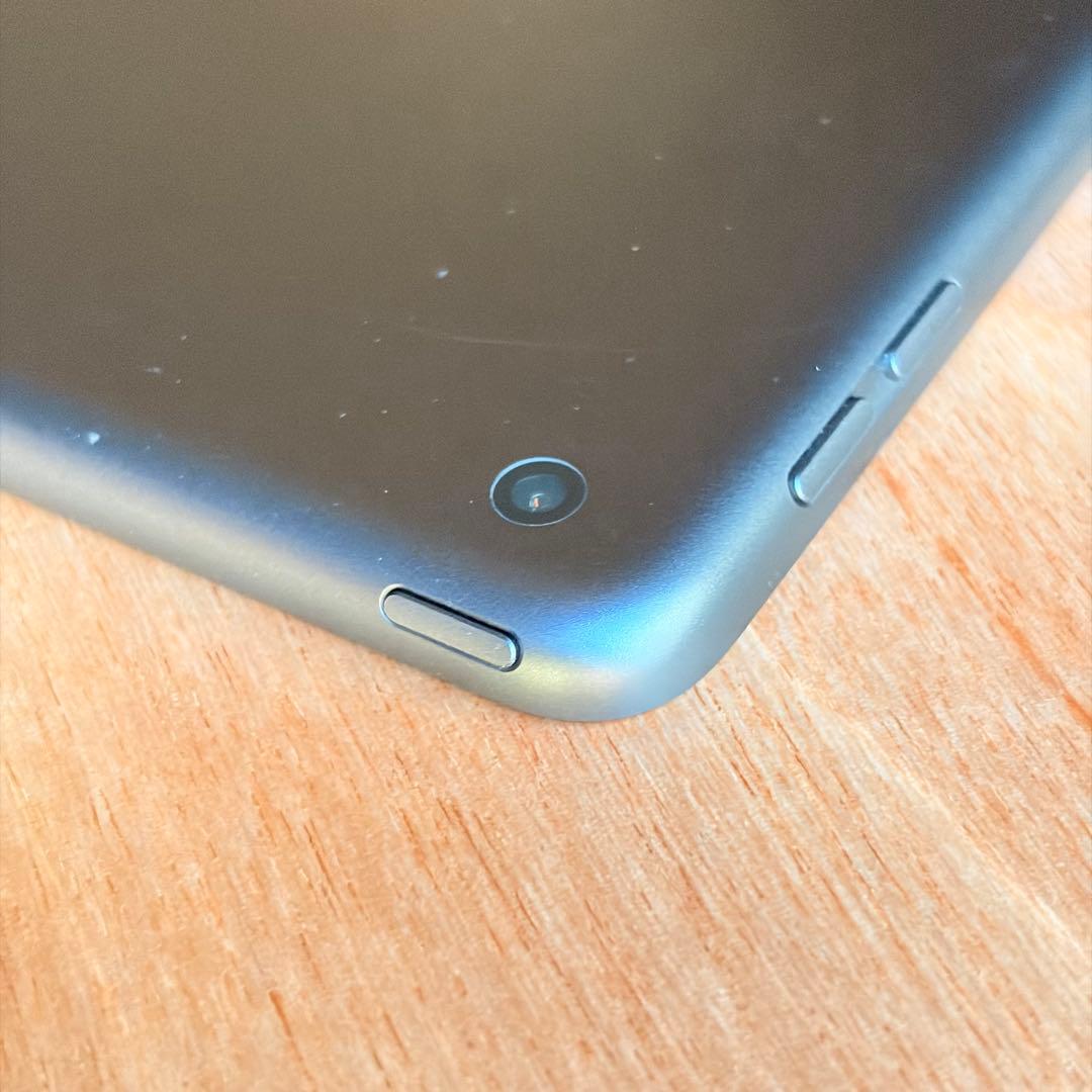 iPad 第8世代 Wi-Fi 32GB 動作OK