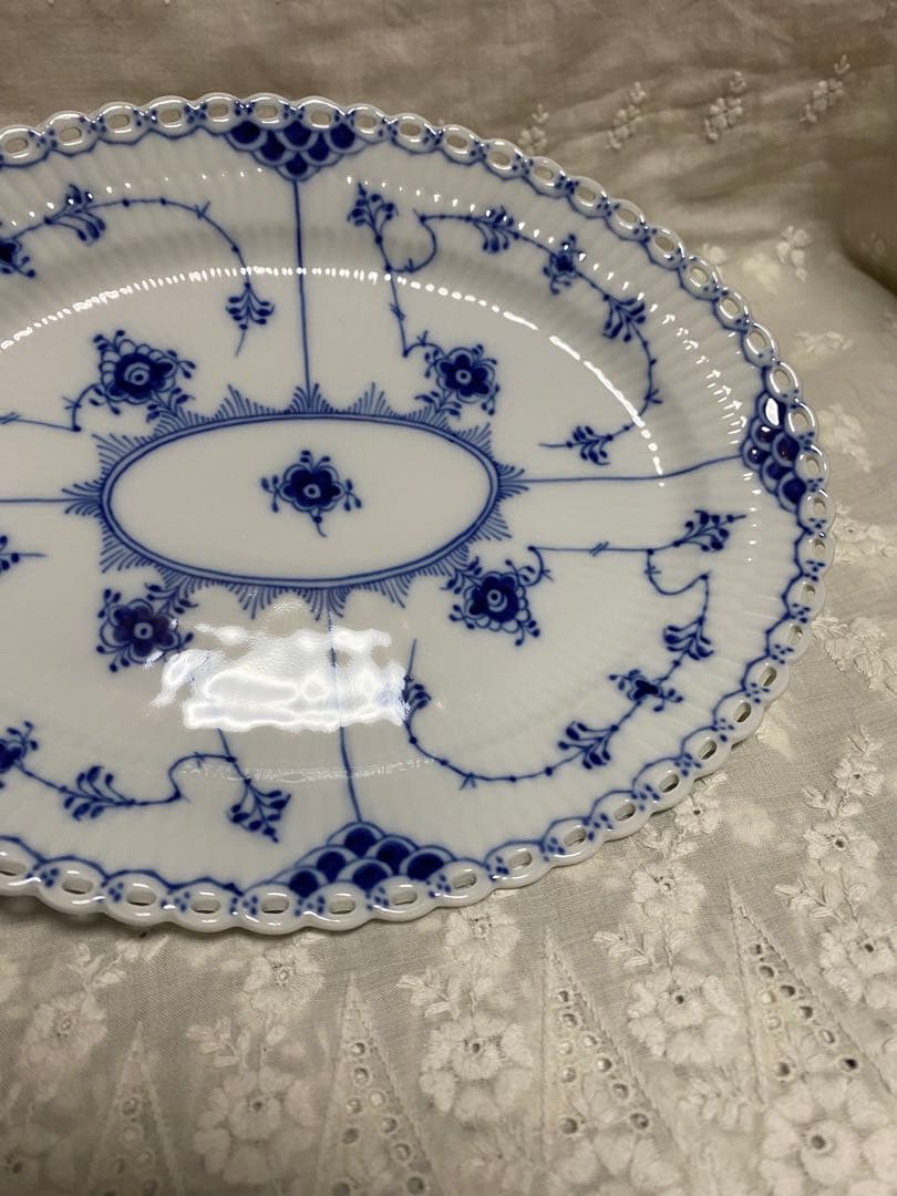 ロイヤルコペンハーゲン ブルーフルーテッド フルレース オーバル 25㎝