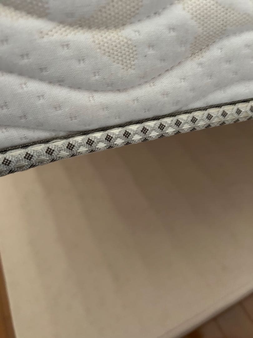 ツッキー様【3月30日発送限定】シモンズ　シングル　ベッド　大塚家具