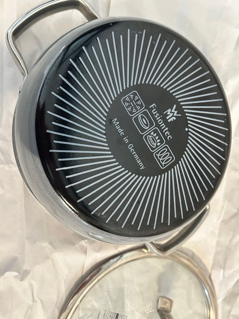 【ハッピー】WMFヴェーエムエフ Fusiontec 鍋