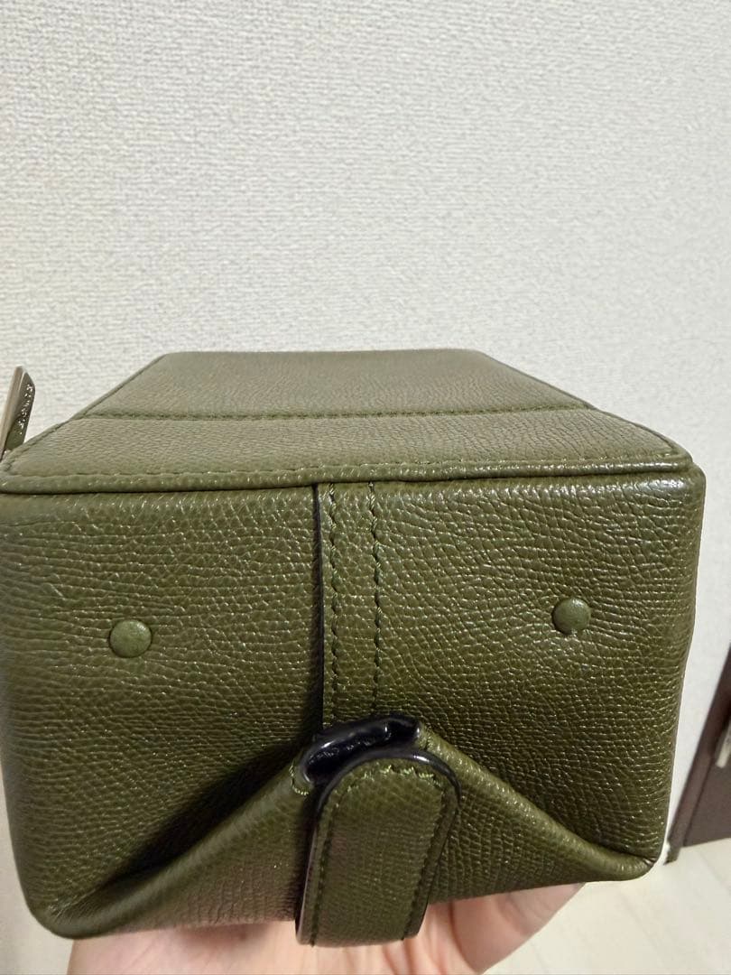 Valextra オリーブグリーン トリックトラック