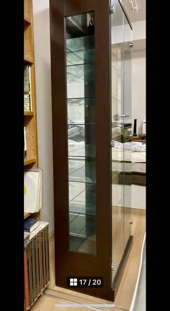 【コレクションボード】ニトリ　 10段　棚ガラス9枚