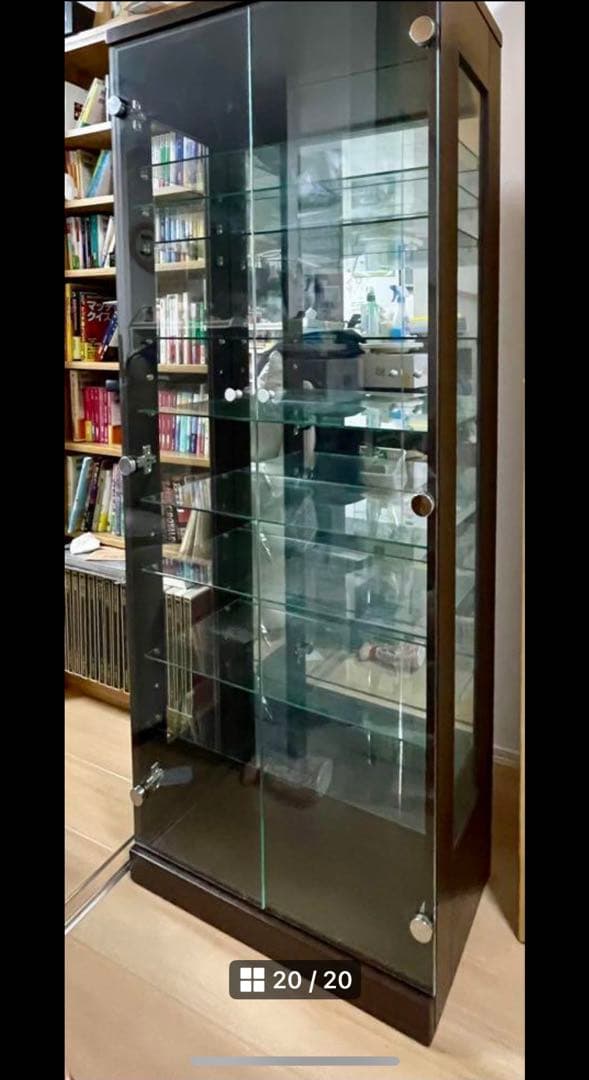 【コレクションボード】ニトリ　 10段　棚ガラス9枚