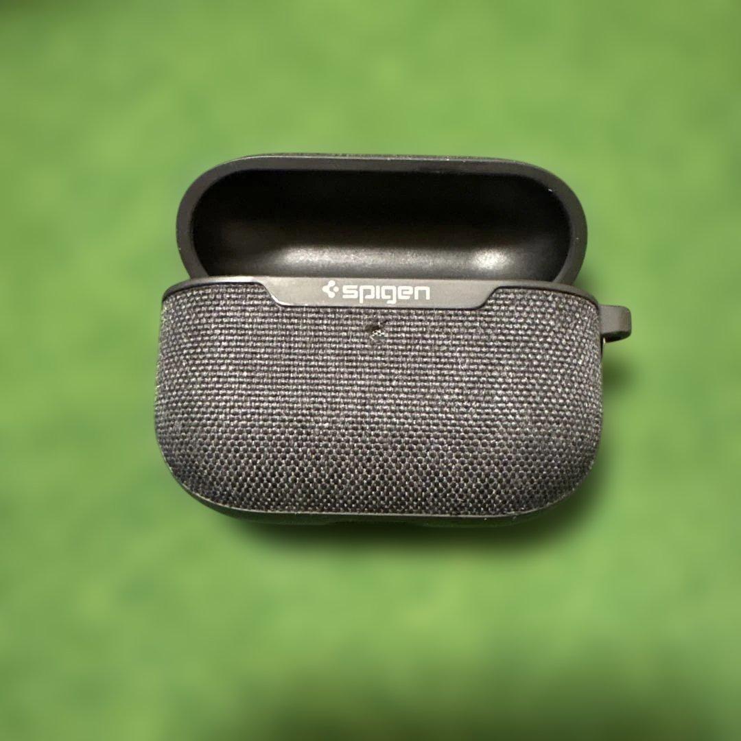 【美品】AirPods Pro 第2世代 A2698 spigenケース付き