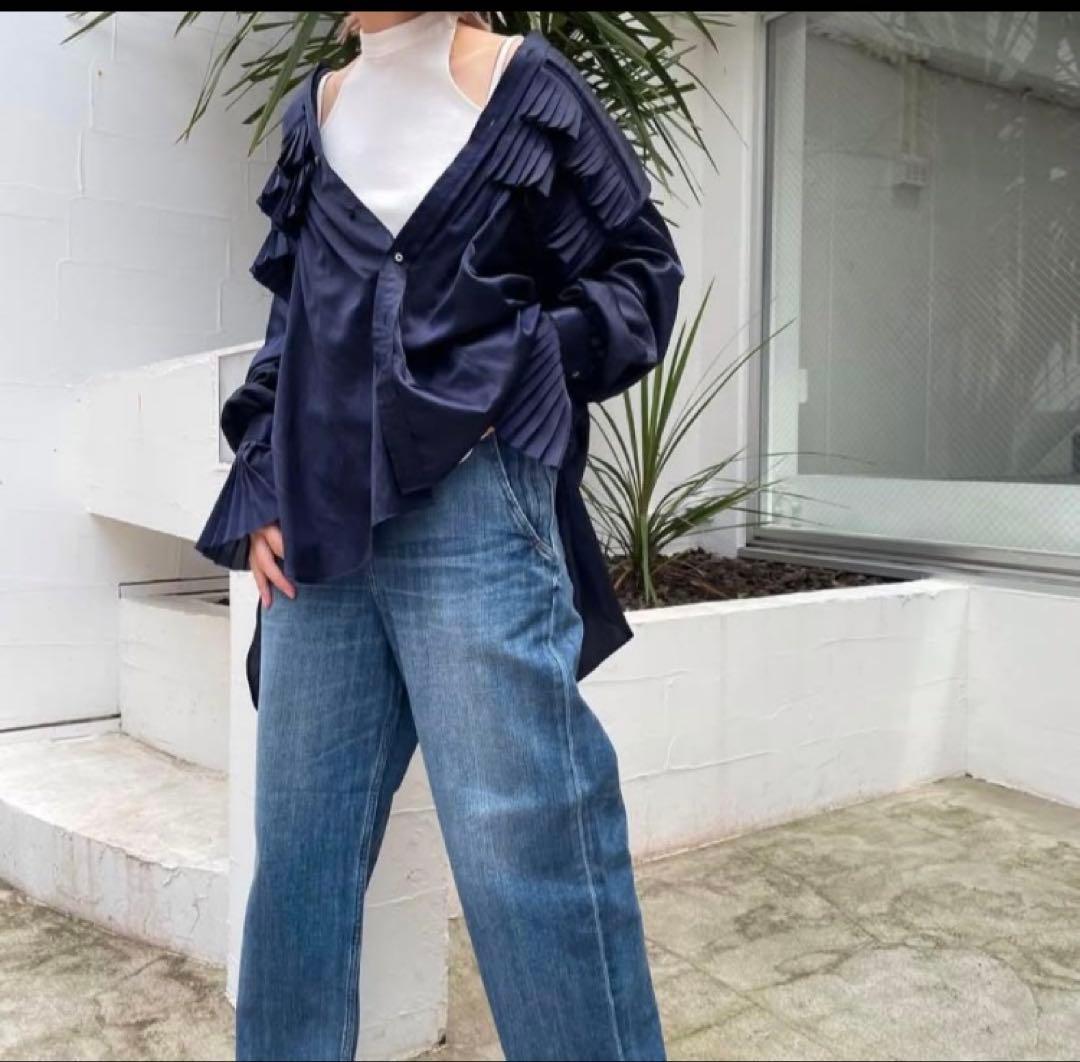 JUNMIKAMI コットンシルク　フリルシャツ　ネイビー