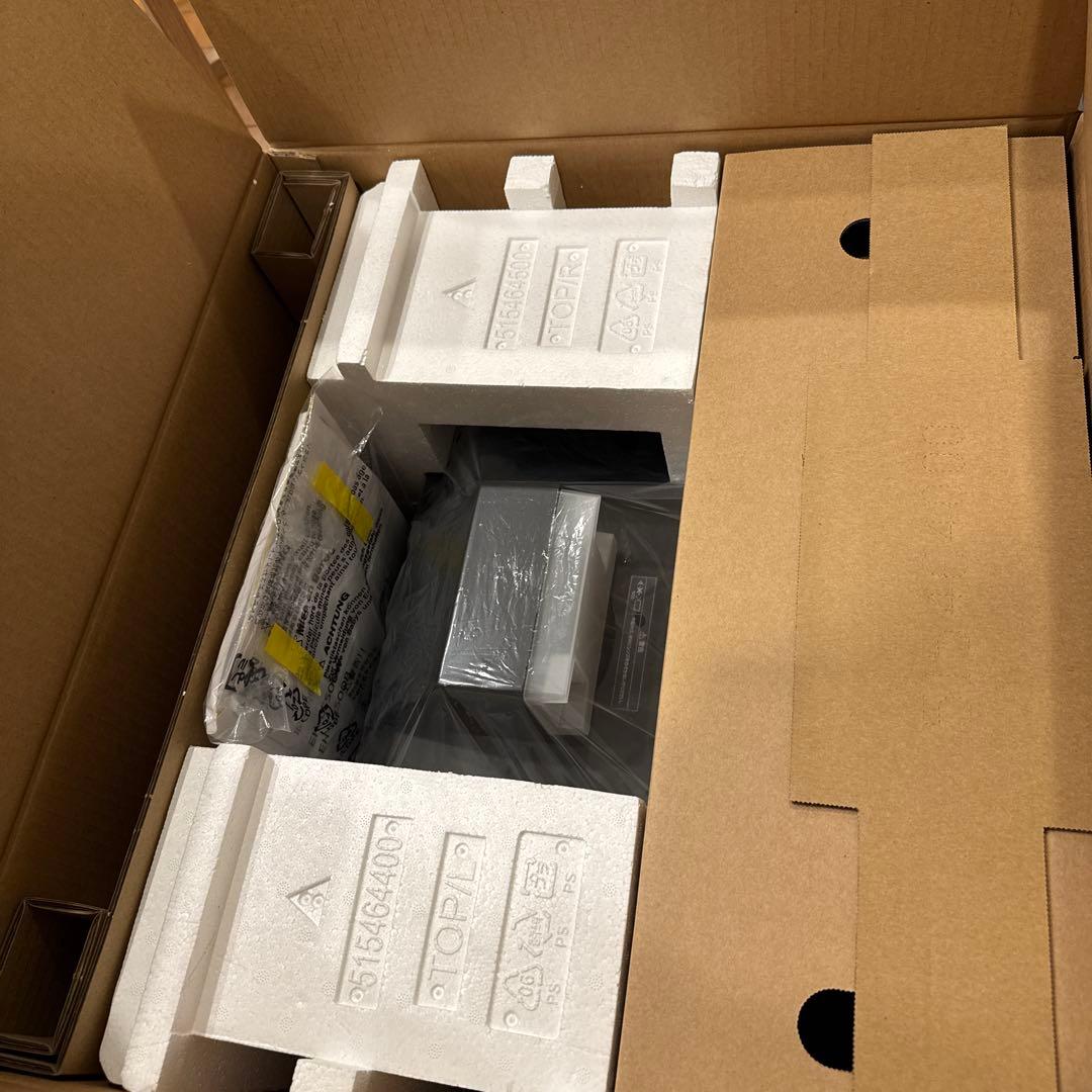 EPSON EH-LS500B プロジェクター本体