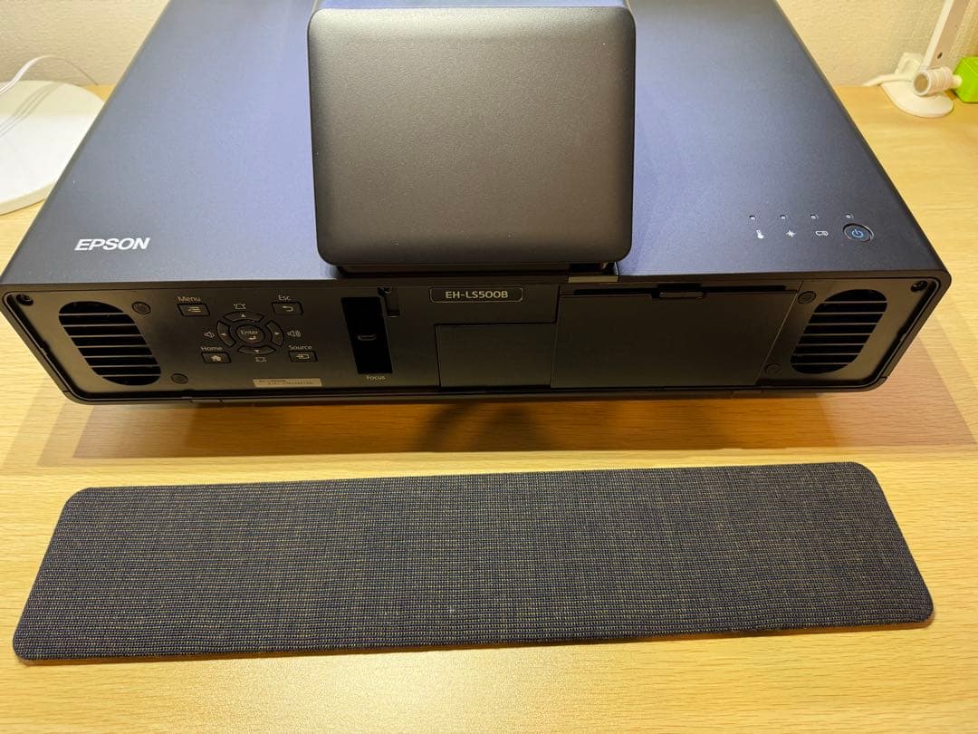EPSON EH-LS500B プロジェクター本体