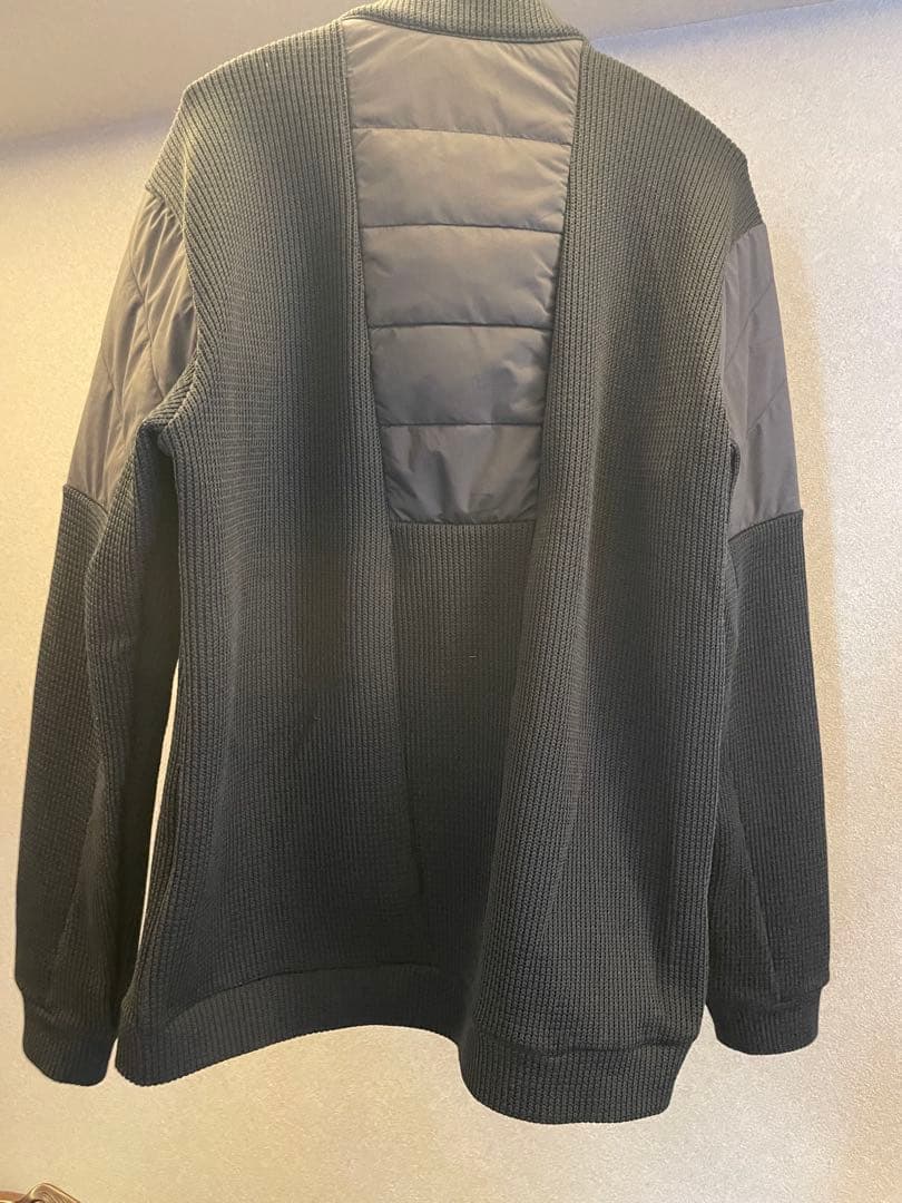 激安年末セール！新品未使用55%OFF！PUMA ジップアップジャケット 黒