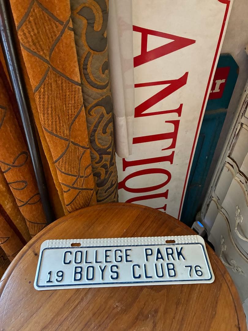 アンティーク　メタル　サイン　プレート　看板　BOYS CLUB アメリカ