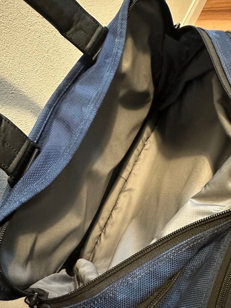 Tumi 26141 エキスパンダブル　ネイビーレストレーション ブリーフバック