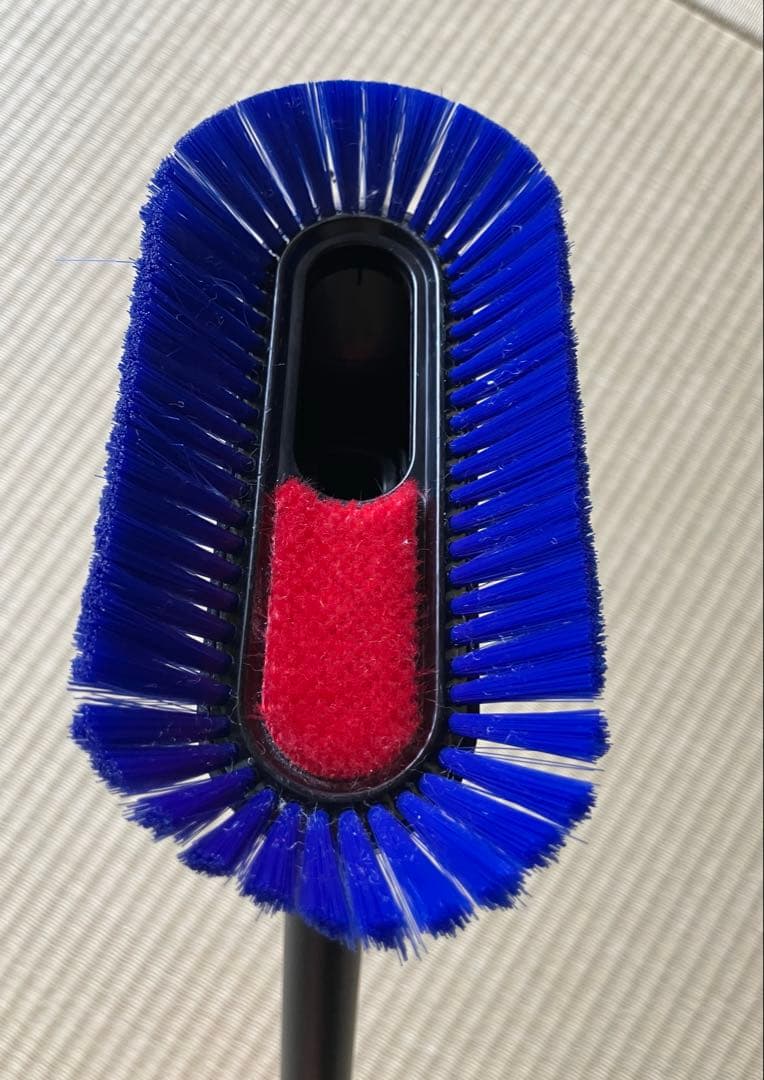 予備バッテリー付 DysonPencilVac Fluffycones SV50