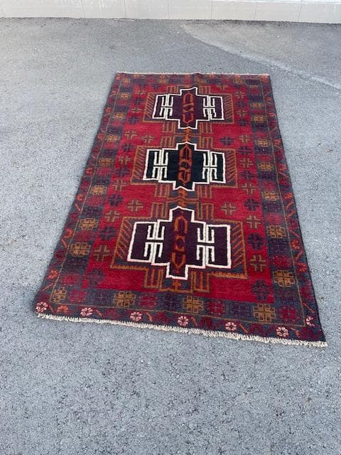 ペルシャのバルーチ ヴィンテージ古いエジプト デザイン ラグ 196x113cm