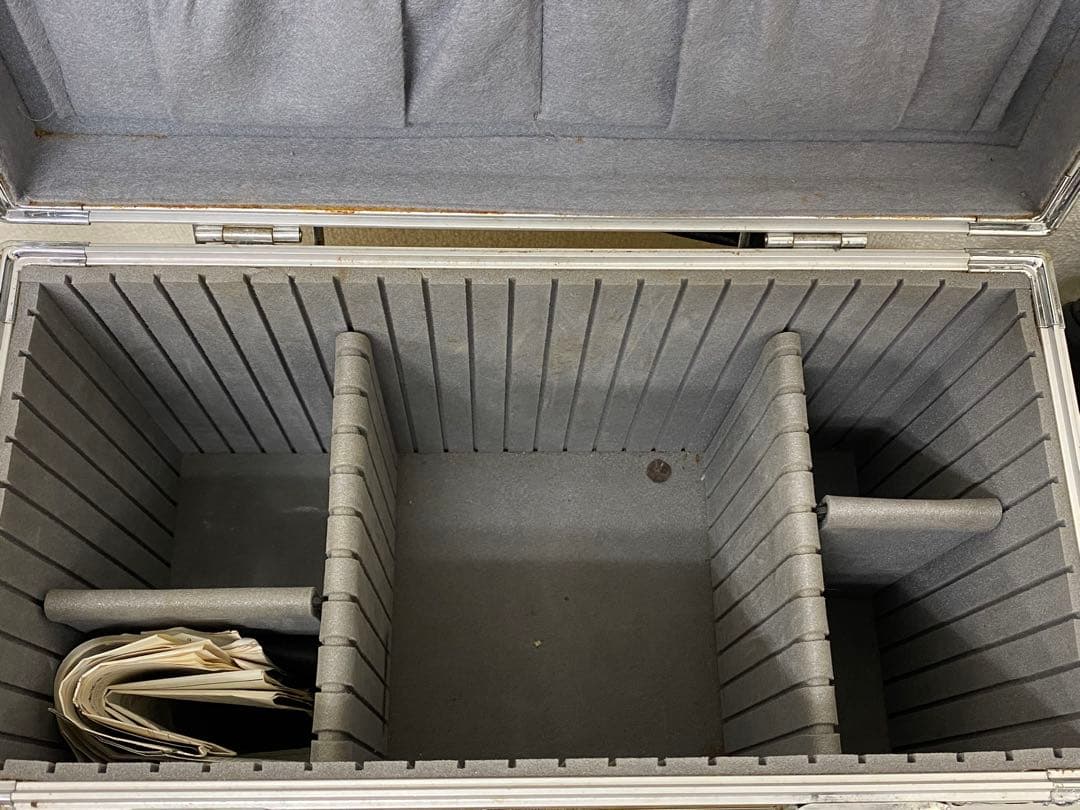 3-2113 Nikon一眼レフ（FE・F3）・ハードケース