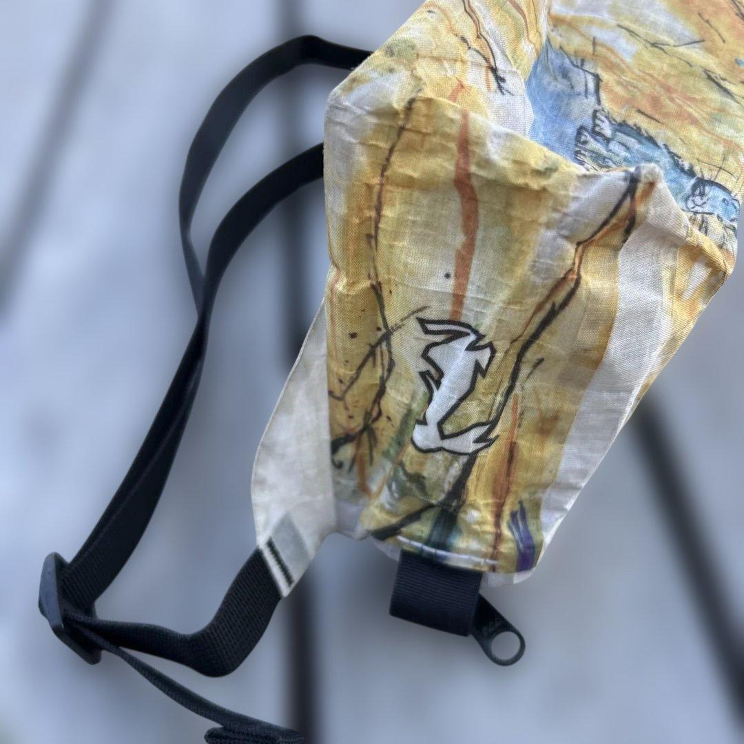 HIGH TAIL DESIGNS ポーチ