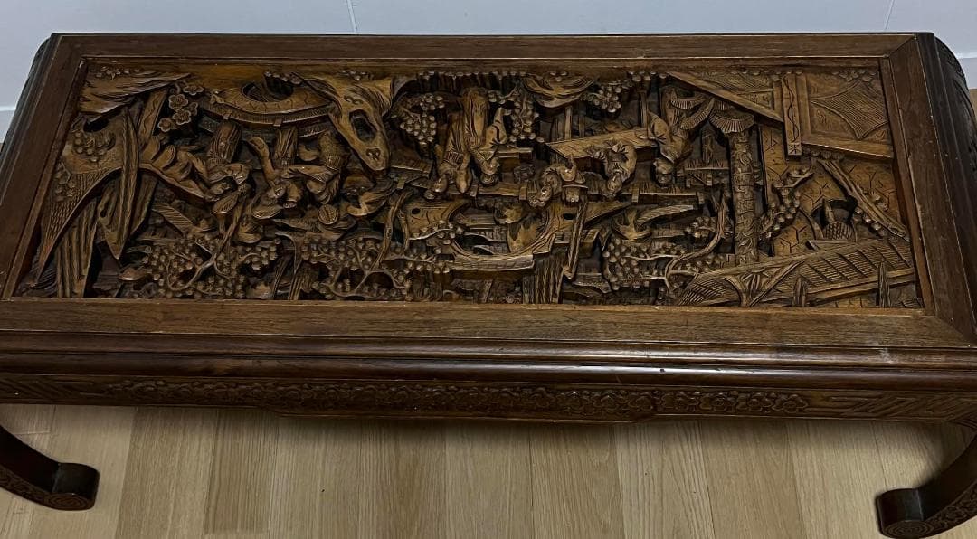 アンティーク家具 細密木彫彫刻　テーブル　高級家具 無垢材 座卓 座敷机