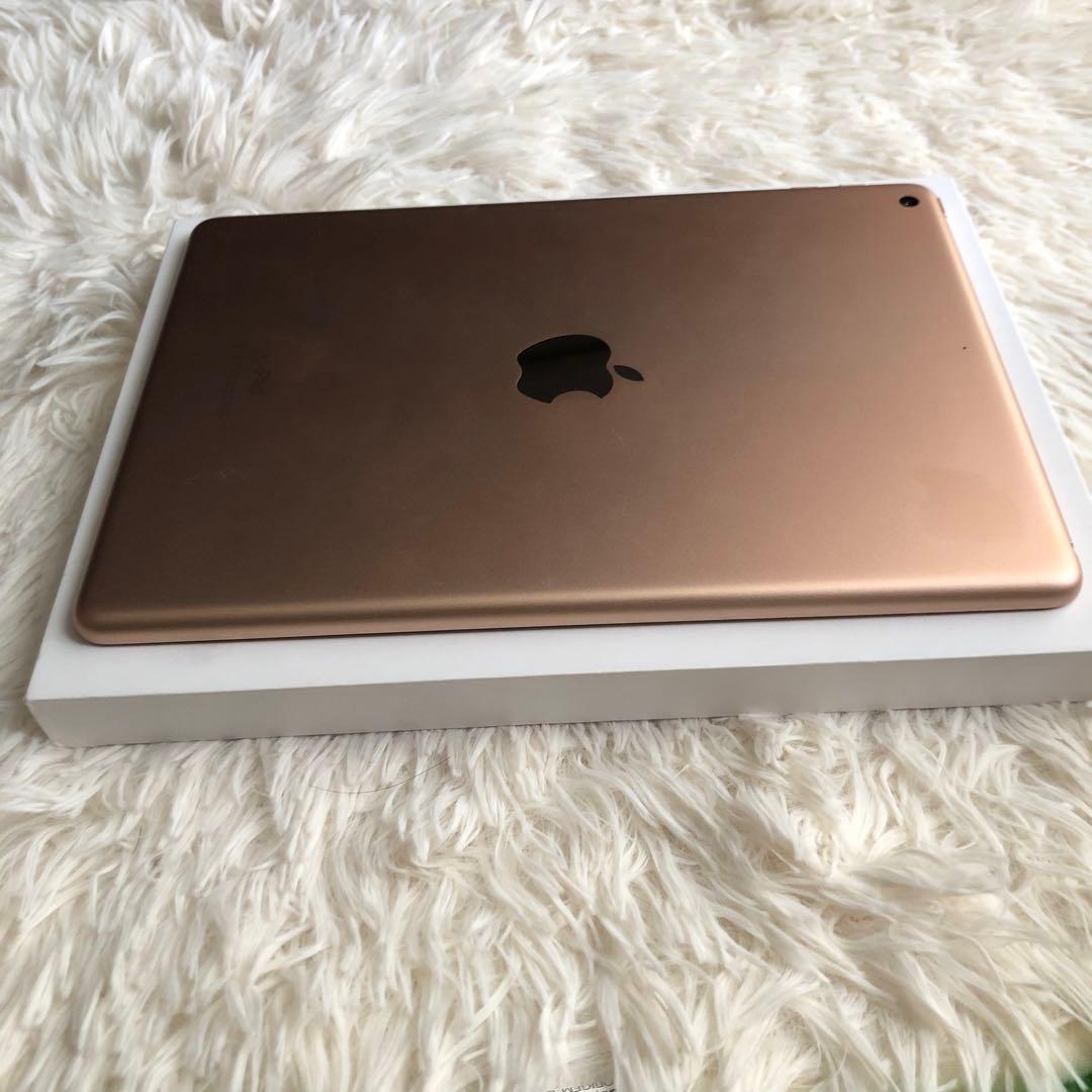 【人気商品】iPad 第6世代 128GB 【すぐ発送】