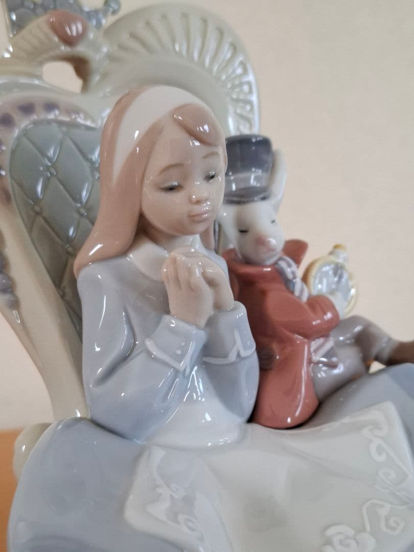 リヤドロ　 アリス・イン・ワンダーランド　不思議の国のアリス