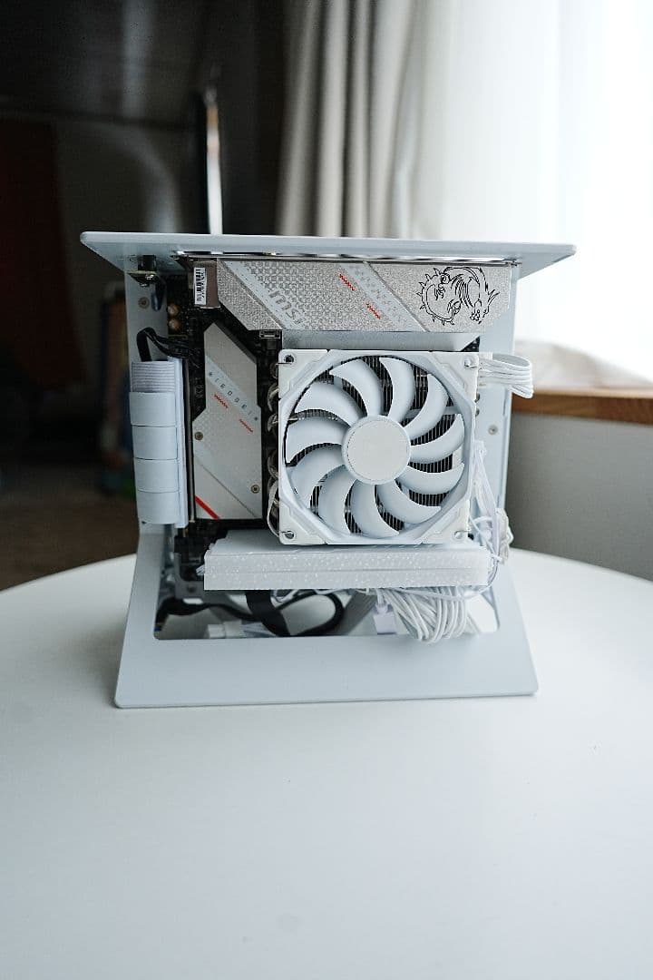 【美品希少】XTIA Xprot-mini Flex電源とCPUクーラー付き！