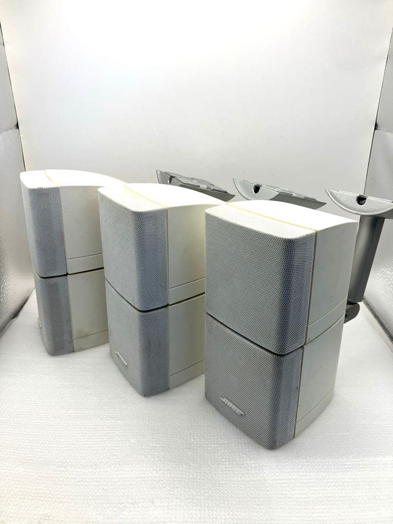 BOSE ボーズ ダブルキューブ サテライトスピーカー　取付スタンドフレーム付