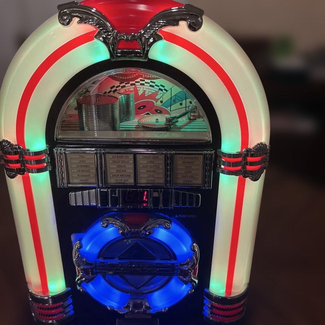 レトロジュークボックスラジオ付き CDプレーヤー （ジャンク）