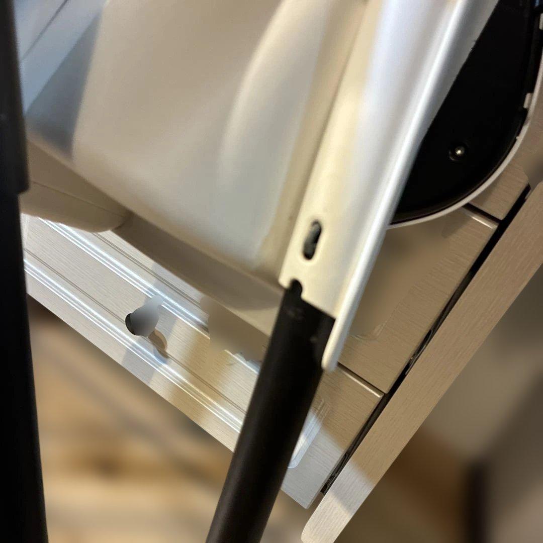 【良品廃盤品】ベビービョルン ハイチェア BABYBJORN ハーネス無しタイプ