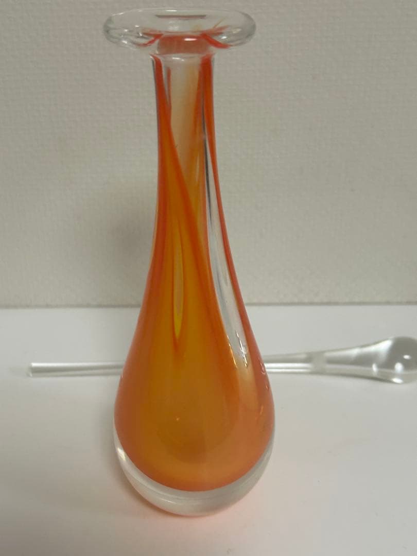 作家　ガラス作家　オレンジグラデーション 香水ボトル　吹きガラス