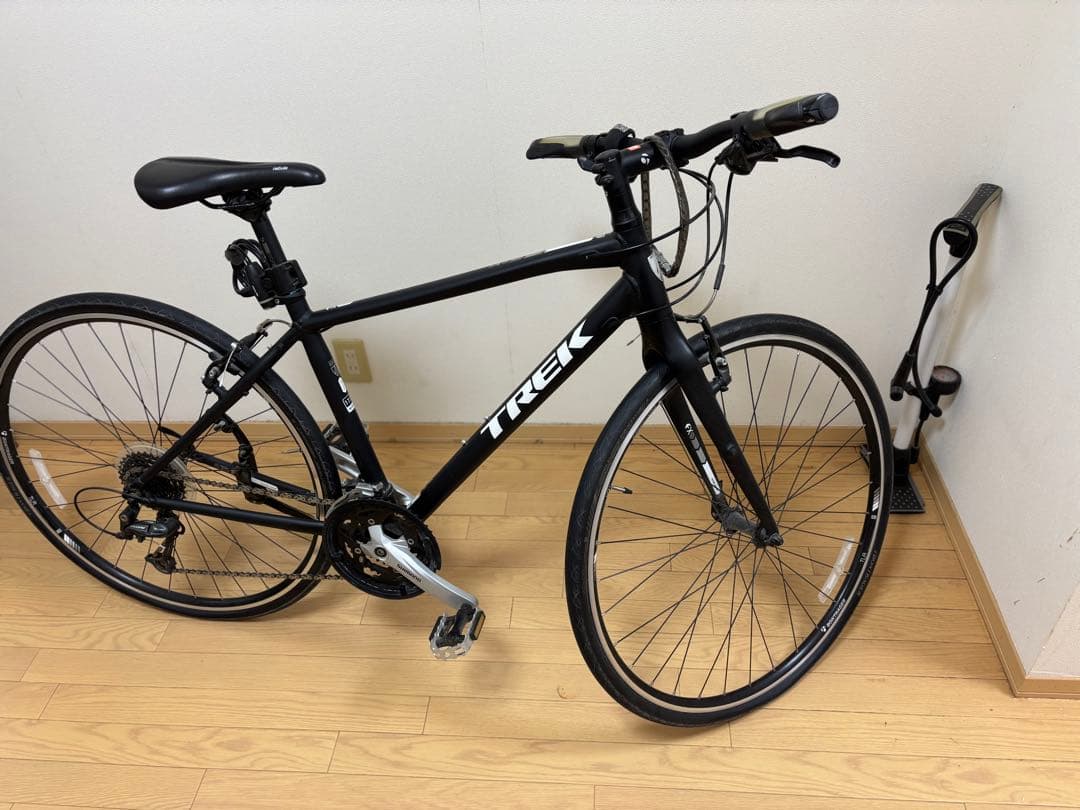 TREK クロスバイク FX7.4
