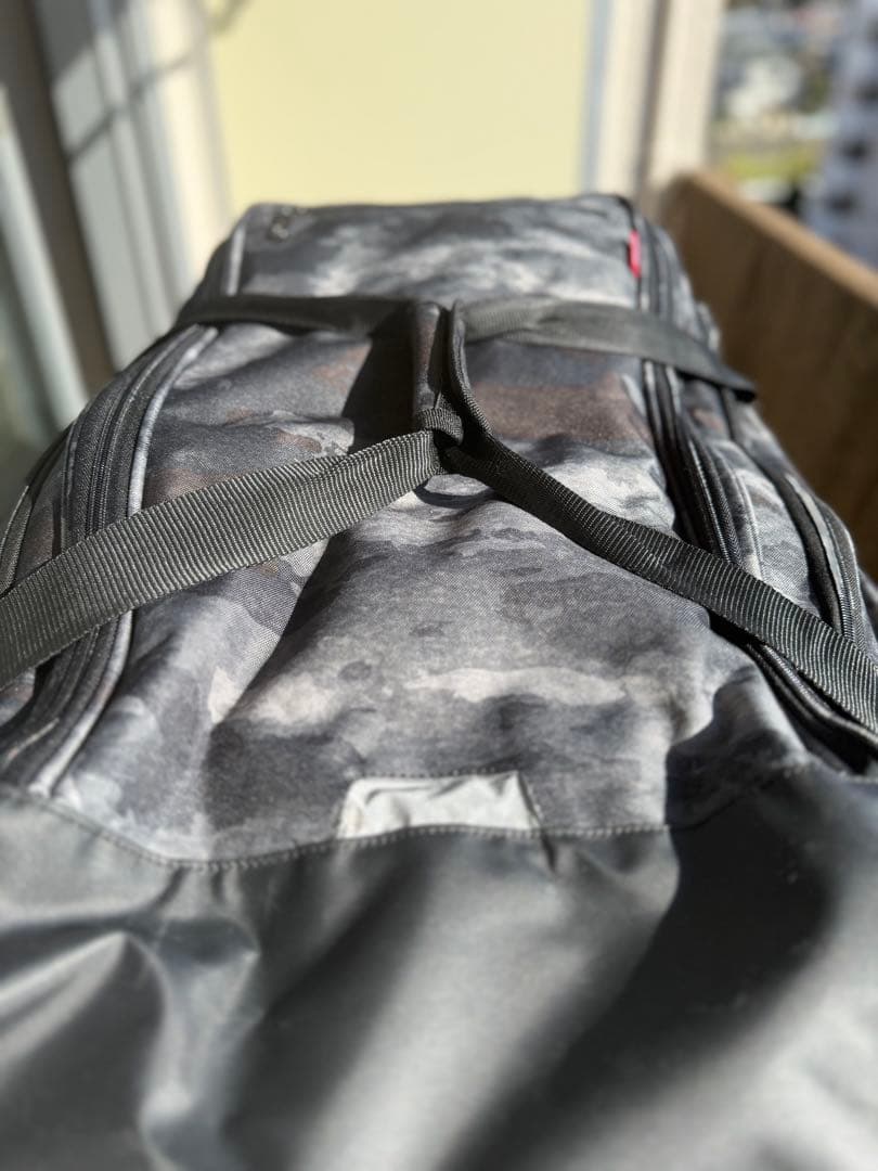 Coleman 大容量 ブラック迷彩(カモフラージュ柄)キャリーカート