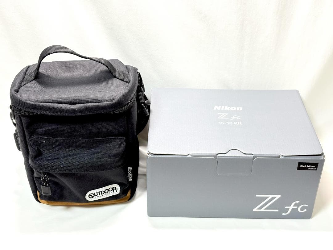 【ほぼ新品】 Nikon Z fc シャッター数 約311回　動作良好・返品保