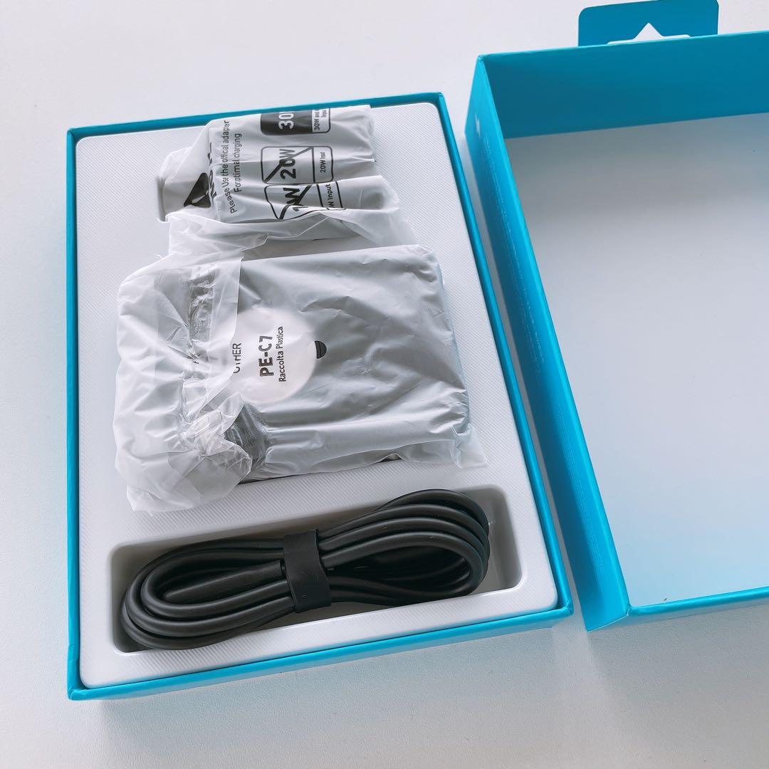 【Anker】新品未使用★アンカーマグゴー3in1折りたたみ式ワイヤレス充電