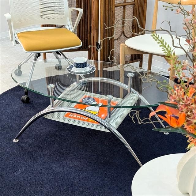 オーバルガラスコーヒーテーブル