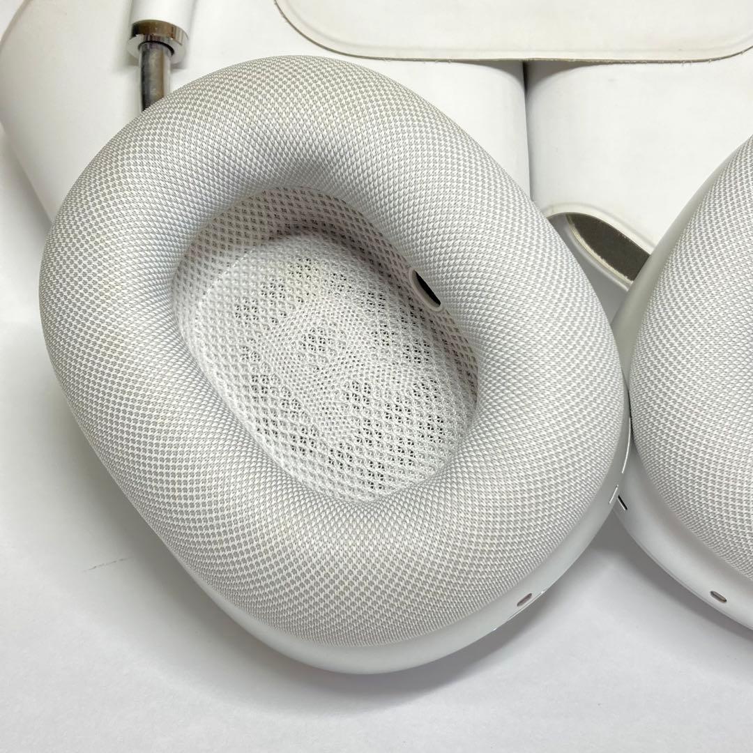 AirPods max ヘッドホン　　　　　　　　etc208