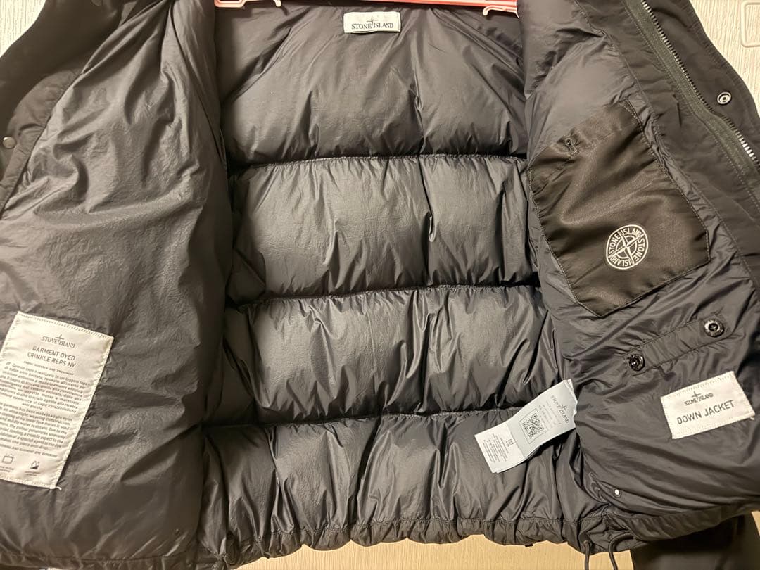 希少品　Stone  ダウンジャケット　S