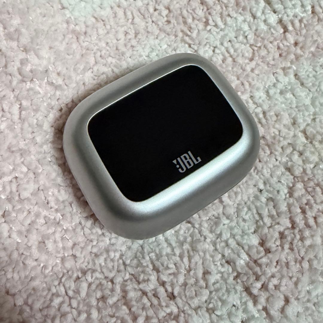 美品 ✳︎ JBL LIVE BUDS3 ワイヤレスイヤホン タッチスクリーン