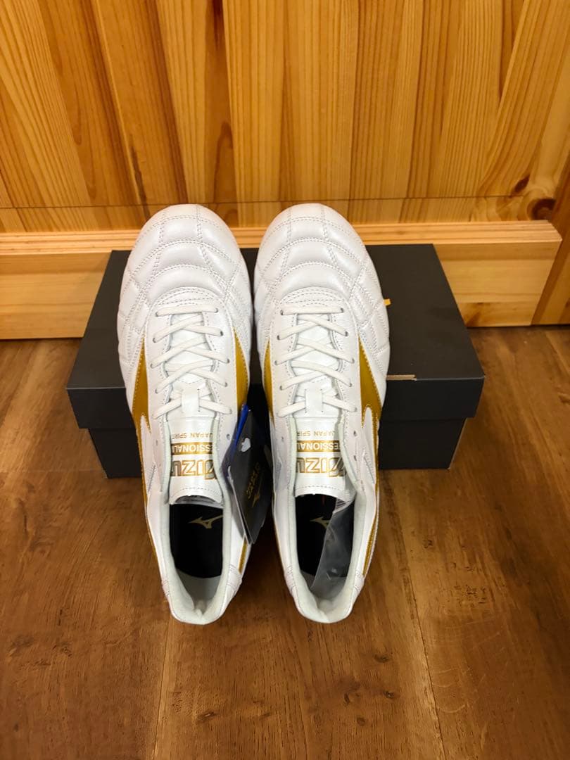 Mizuno Morelia II ホワイト/ゴールド