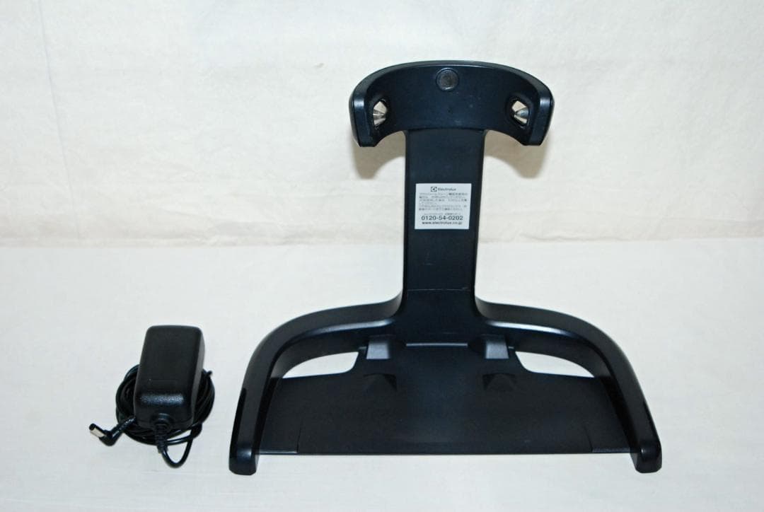 エレクトロラックス PURE Q9 スティッククリーナー 北欧デザイン