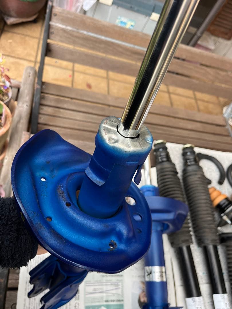 オデッセイRC4 KYB NEW SR MC (フロント) リヤは純正