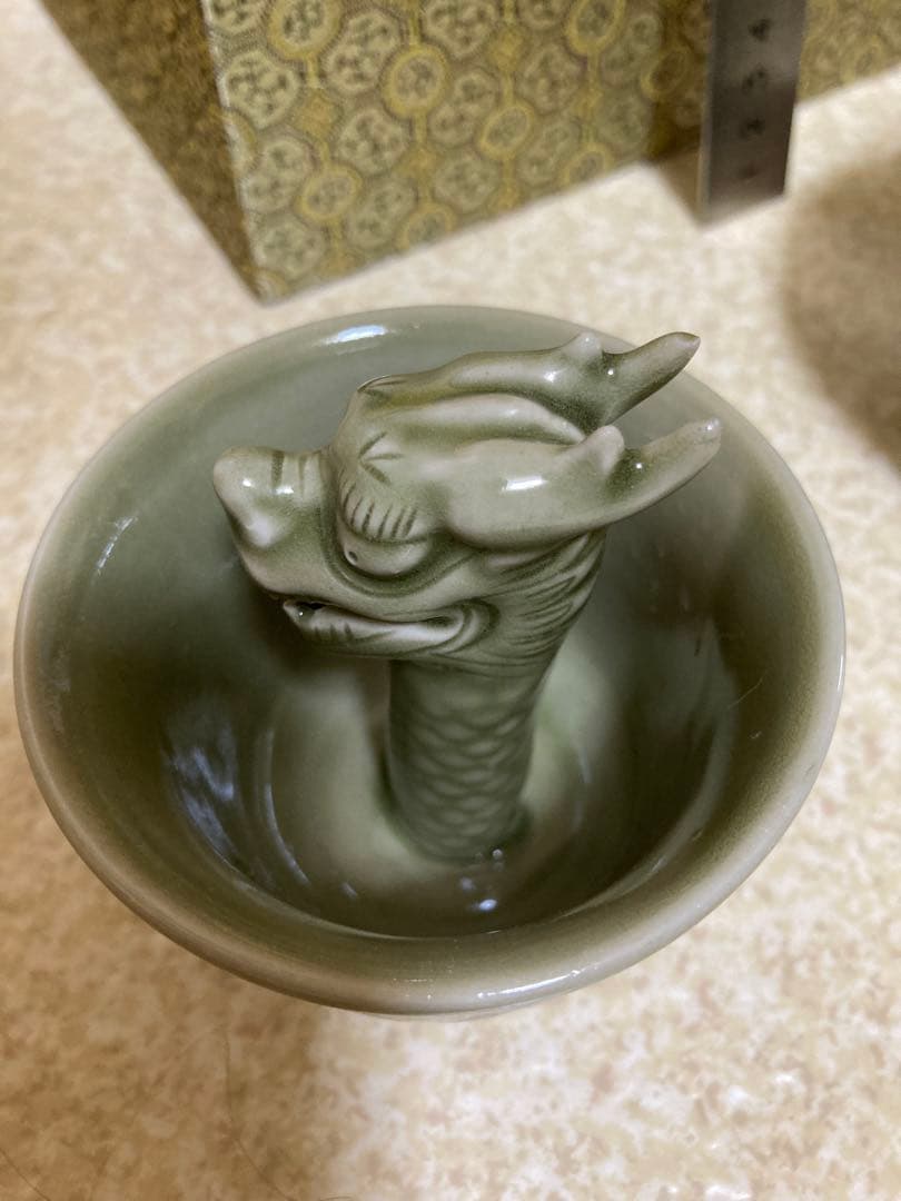 中国宋代耀州窯  倒流壶￼  陽刻花紋  古美術品