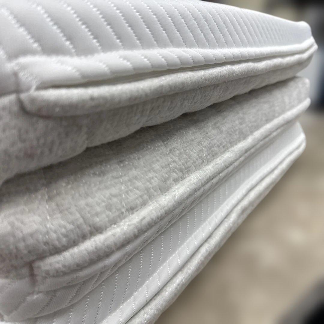 ✨快適快眠✨OASIS シングル 布団 三つ折り コアラ(R) ✨小さなシミあり